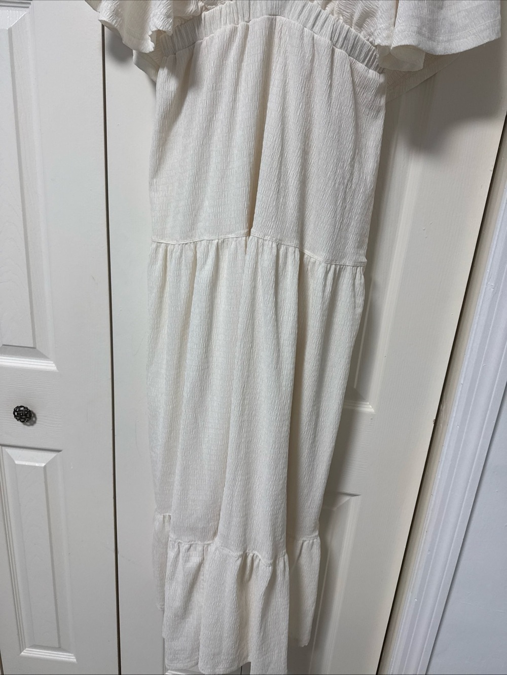 White V-Neck Tiered Flowy Women's Dress Kikibell B2 - Picture 4 of 10